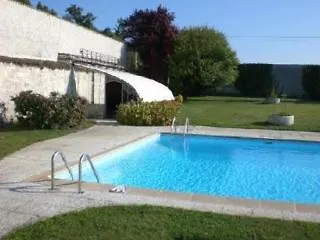 Du Maine Brun Asnières-sur-Nouère